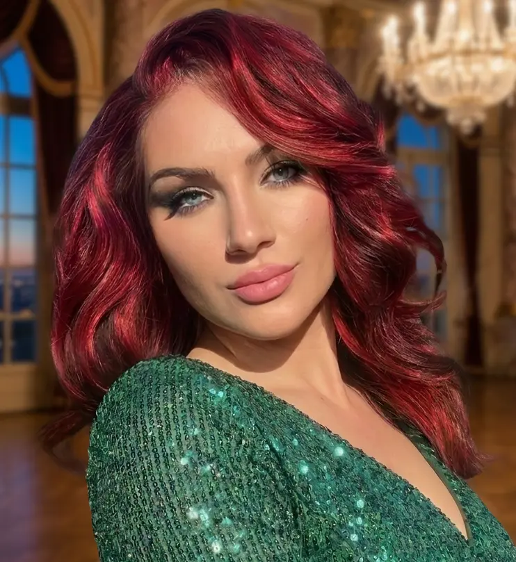 Red Room Martini Wigs